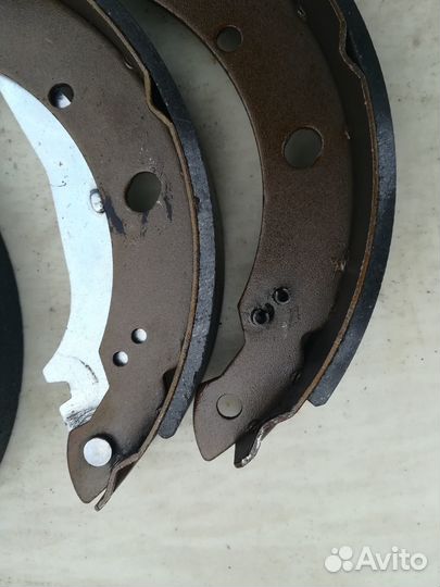 Тормозные колодки VW polo