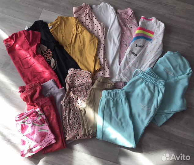 Вещи для девочки р. 122-128