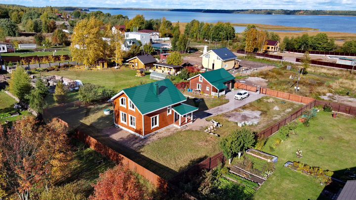 Коттедж 109 м² на участке 15 сот.