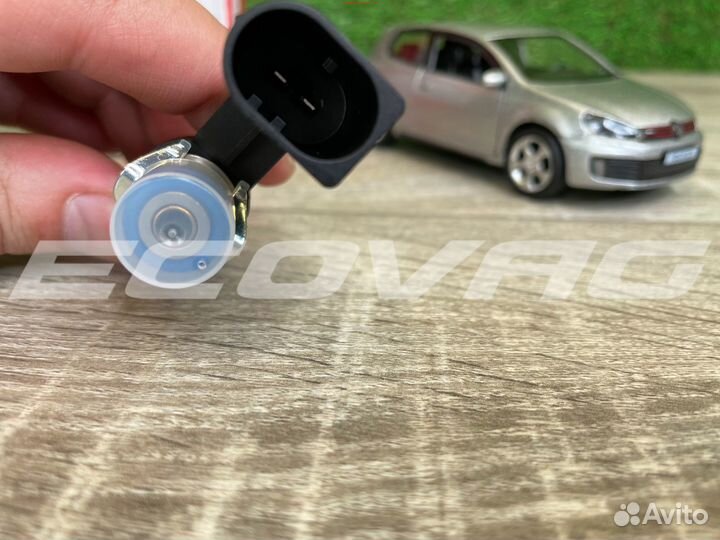 Форсунка топливная VAG 1.4 TSI 03C906036M