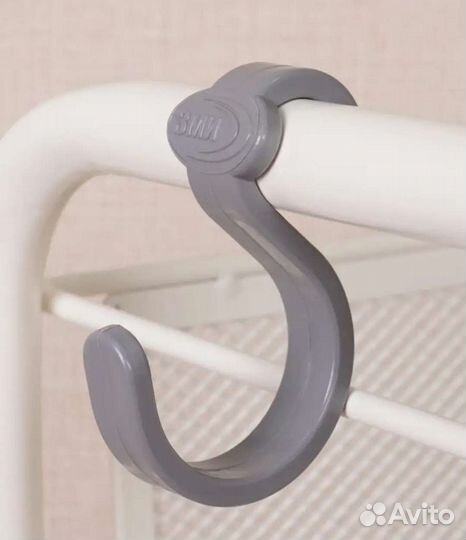 Этажерка на колесиках