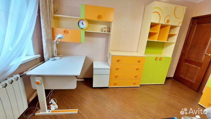 Растущая парта с креслом