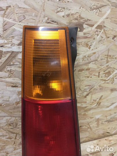 Фонарь левый Honda CRV-1