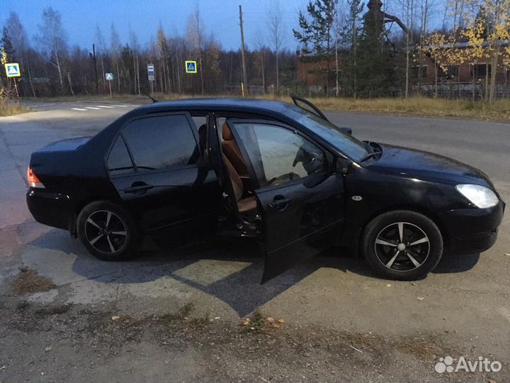 Mitsubishi Lancer 1.6 МТ, 2005, 208 000 км