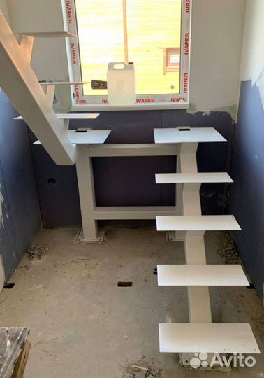 Лестница винтовая с монтажем