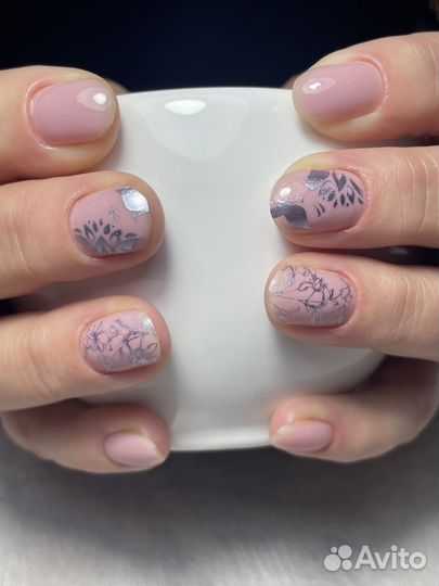 Маникюр с покрытием