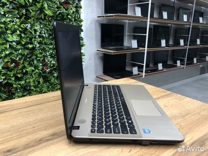 Asus Intel N3350/4Gb/SSD256 с гарантией