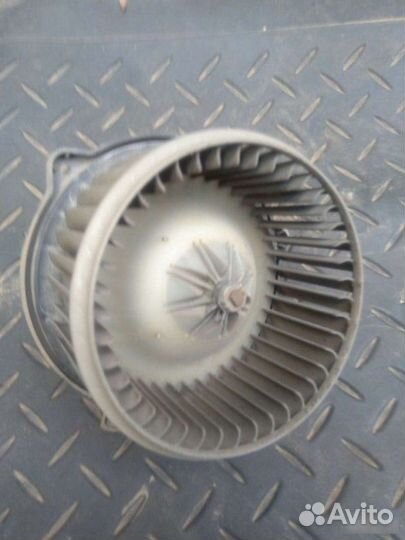 Мотор печки Mitsubishi Galant 8