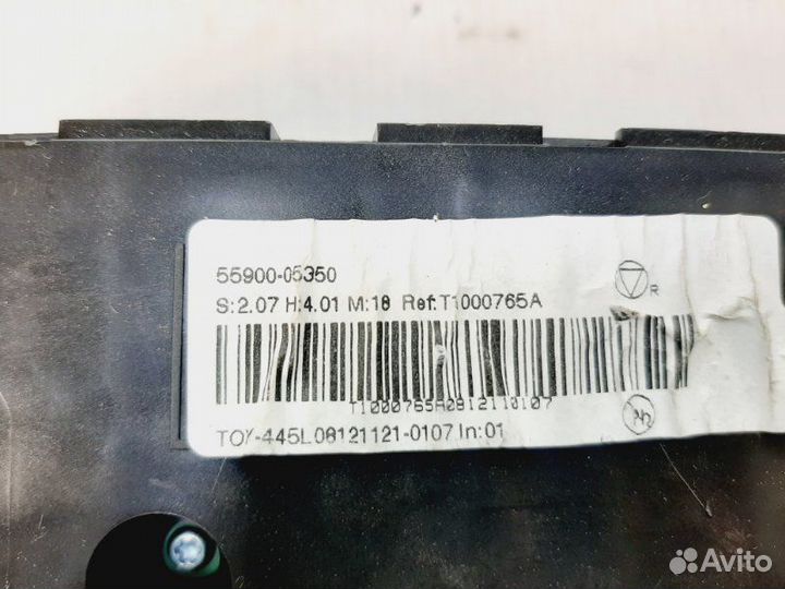 Блок управления климат-контролем Toyota Avensis