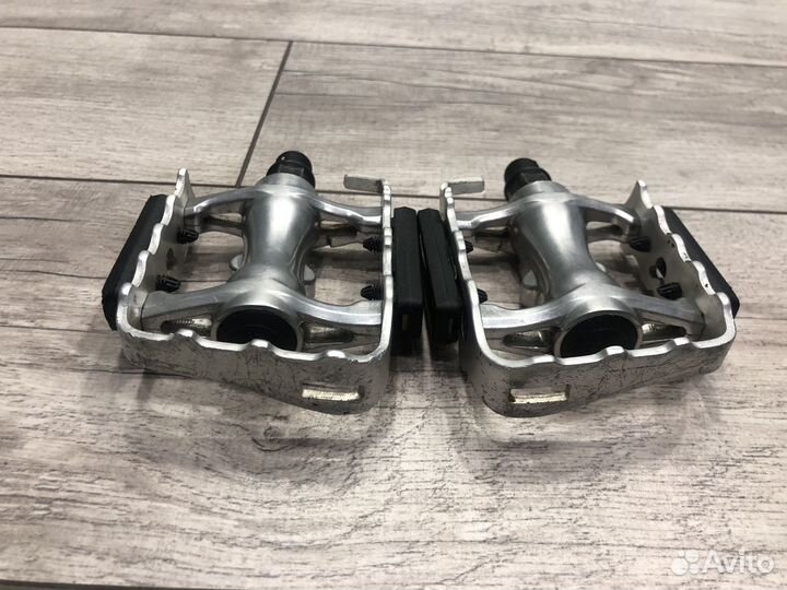 Педали для велосипеда