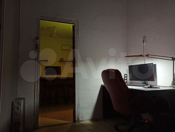 Комната 10 м² в 2-к., 2/2 эт.