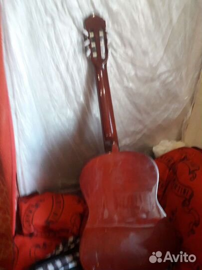 Акустическая гитара бу