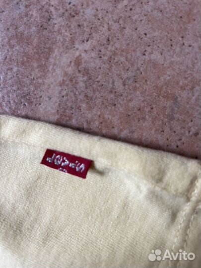 Футболка levis