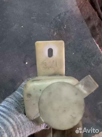 Бачок стеклоомывателя BMW