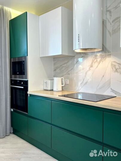 Прямой кухонный гарнитур современный