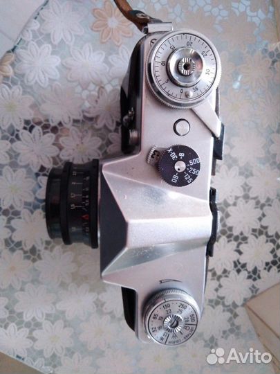 Плёночный фотоаппарат зенит - в