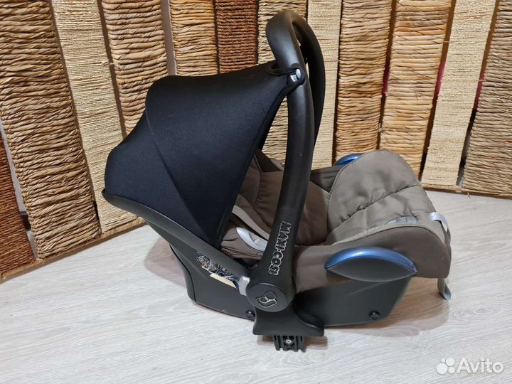 Автокресло Maxi-Cosi