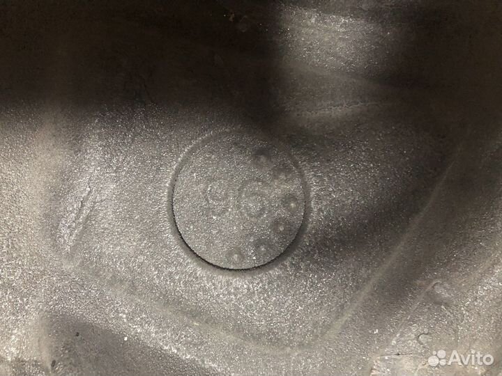 Обивка дверей бмв