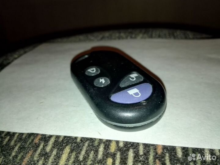 Пульт дистанц. управл. сигнализации автомобиля