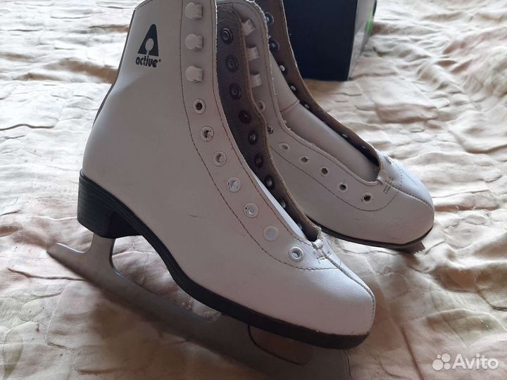 Коньки фигурные