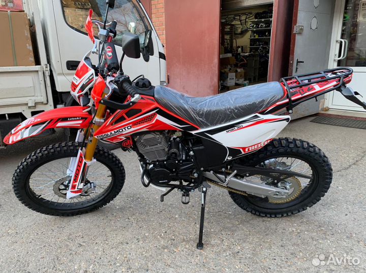 Мотоцикл Regulmoto Sport-003 Красный