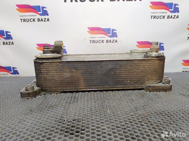 Радиатор масляный кпп GRS895R Scania 5-series