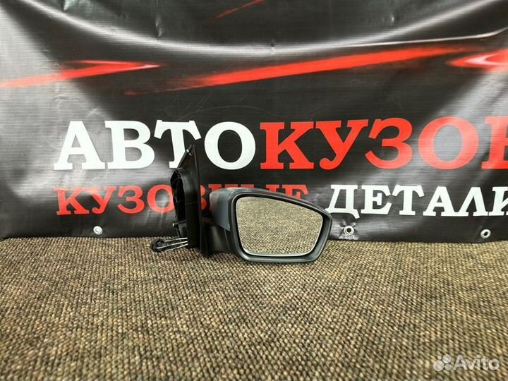 Зеркало боковое правое Volkswagen Polo 2010-2015