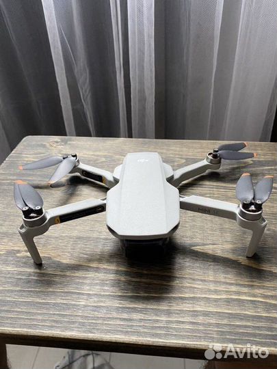 Квадрокоптер Dji mini se