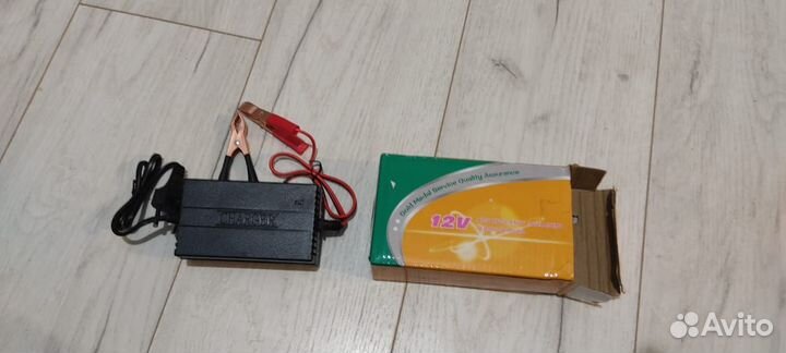 Зарядное устройство для акб 12в max 3A