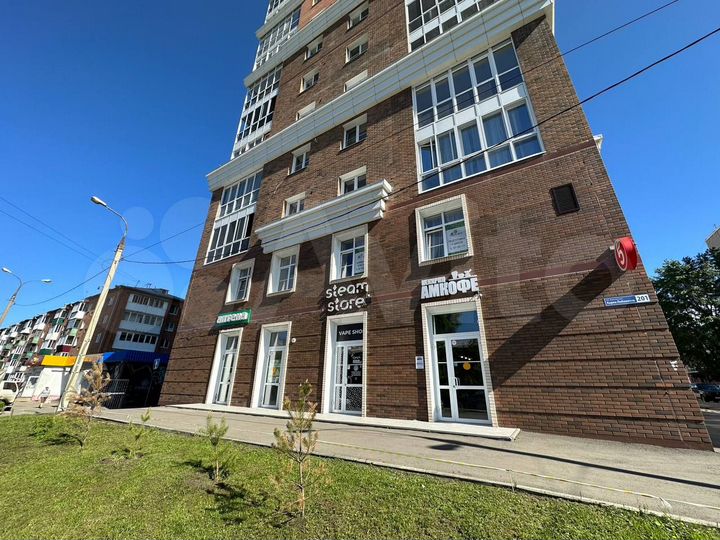 3-к. квартира, 83 м², 5/17 эт.