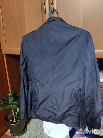 Мужская лекая ветровка