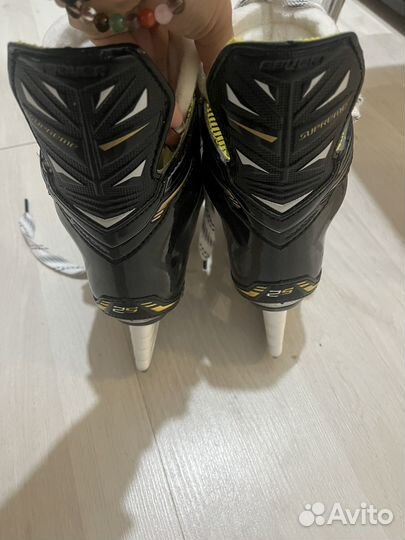 Хоккейные коньки bauer