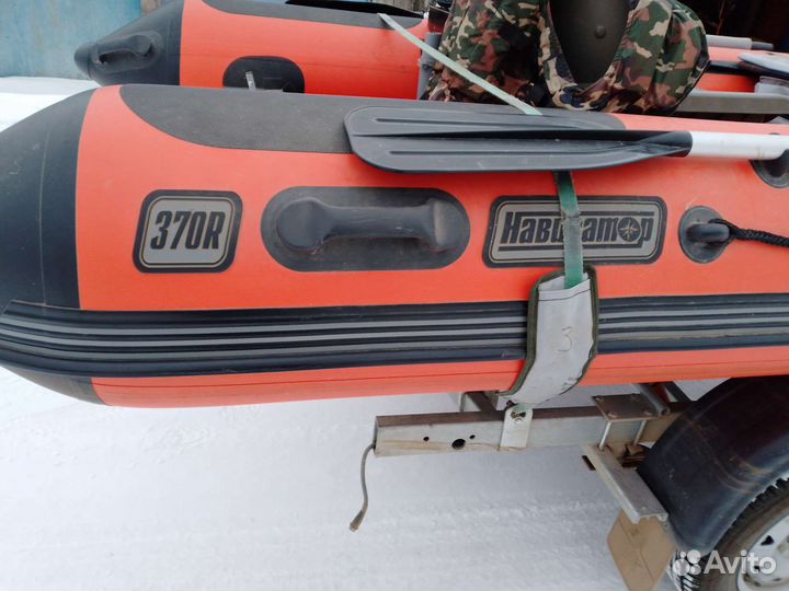 Лодка риб навигатор 370р