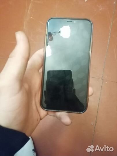 iPhone X, 64 ГБ