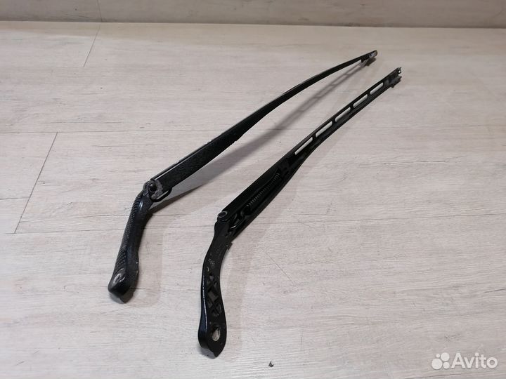 Повoдок двopникa левый правый Citroen С4 Ситроен