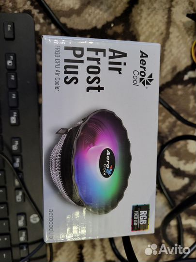 Материнская плата с процессором и памятью