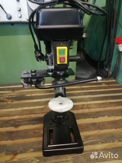 Жестяная Банка №24, №25, закаточный аппарат