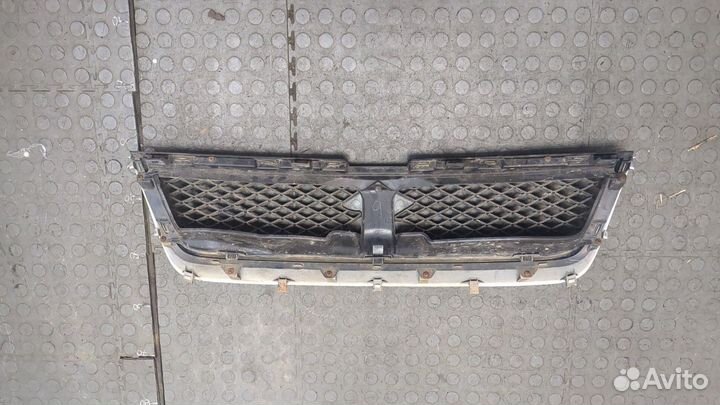 Решетка радиатора Suzuki Grand Vitara