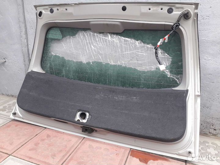 Дверь задняя toyota opa ACT10,1AZ-FSE