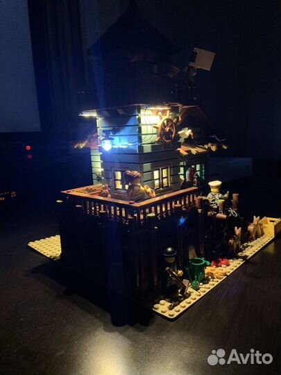 Lego рыбацкая Лавка