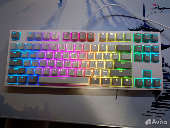 Механическая клавиатура (игровая)