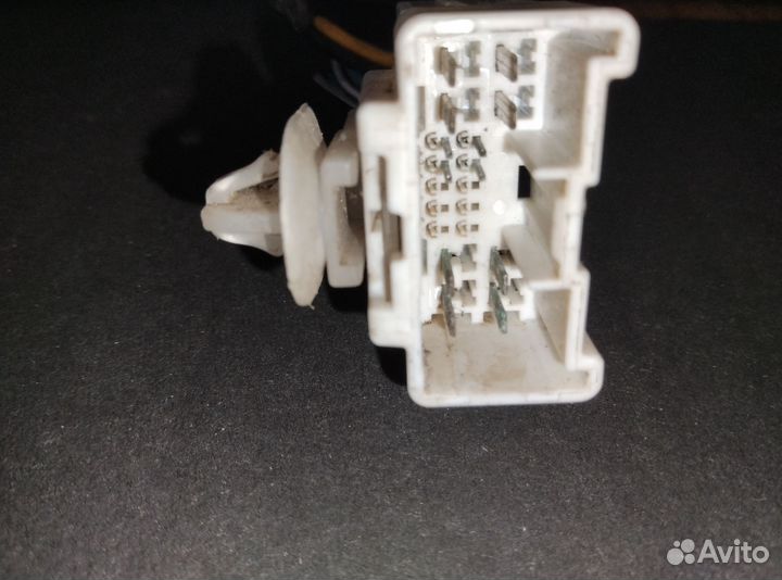 Фишка тoйoтa лекcуc pазъем tоyоta lеxus 12546