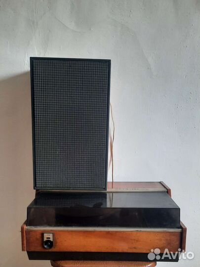 Проигрыватель винила Вега 101 Стерео