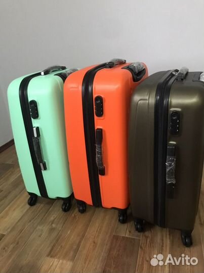 Чемоданы в аренду