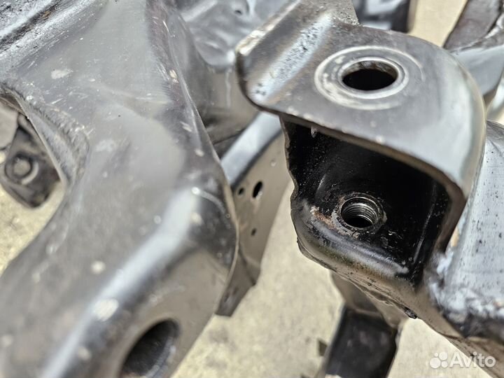 Подрамник Лансер 9 из Японии