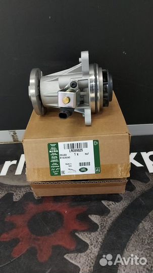 Водяной насос LR089625