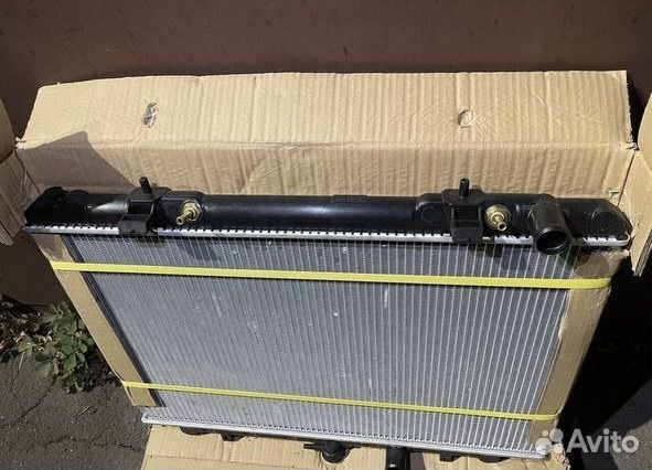 Радиатор охлаждения на nissan x trail 30