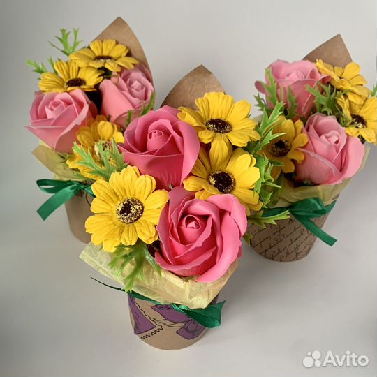 Букет к 1 сентября, букет из пенных роз