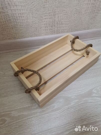 Поднос деревянный