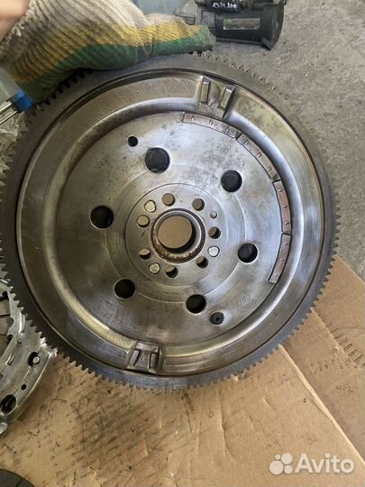 Маховик 2ух массовый Renault 1.5dci К9К